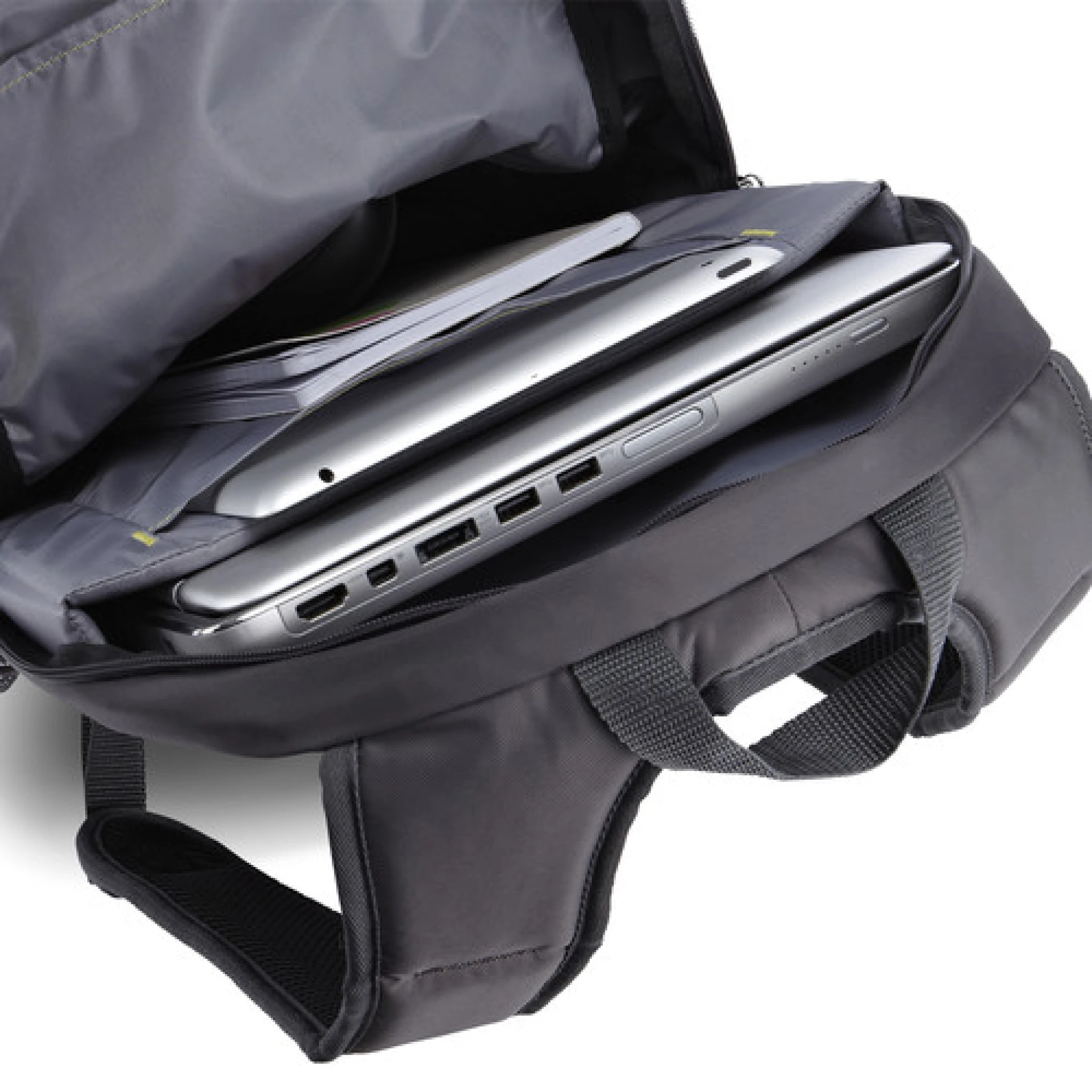 Case Logic Jaunt Backpack 23L. Sort