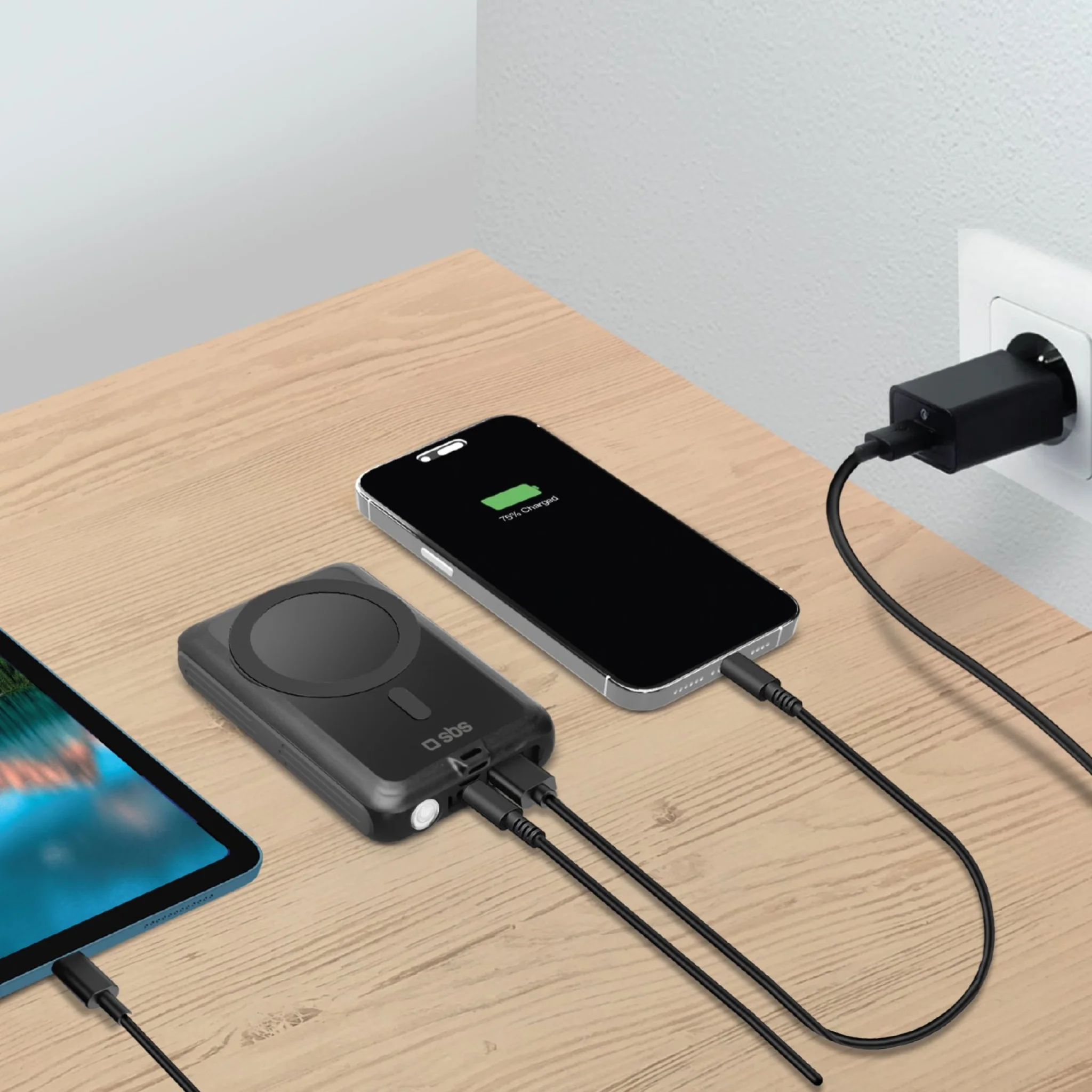 Sbs 5000mAh solar power bank. Sort