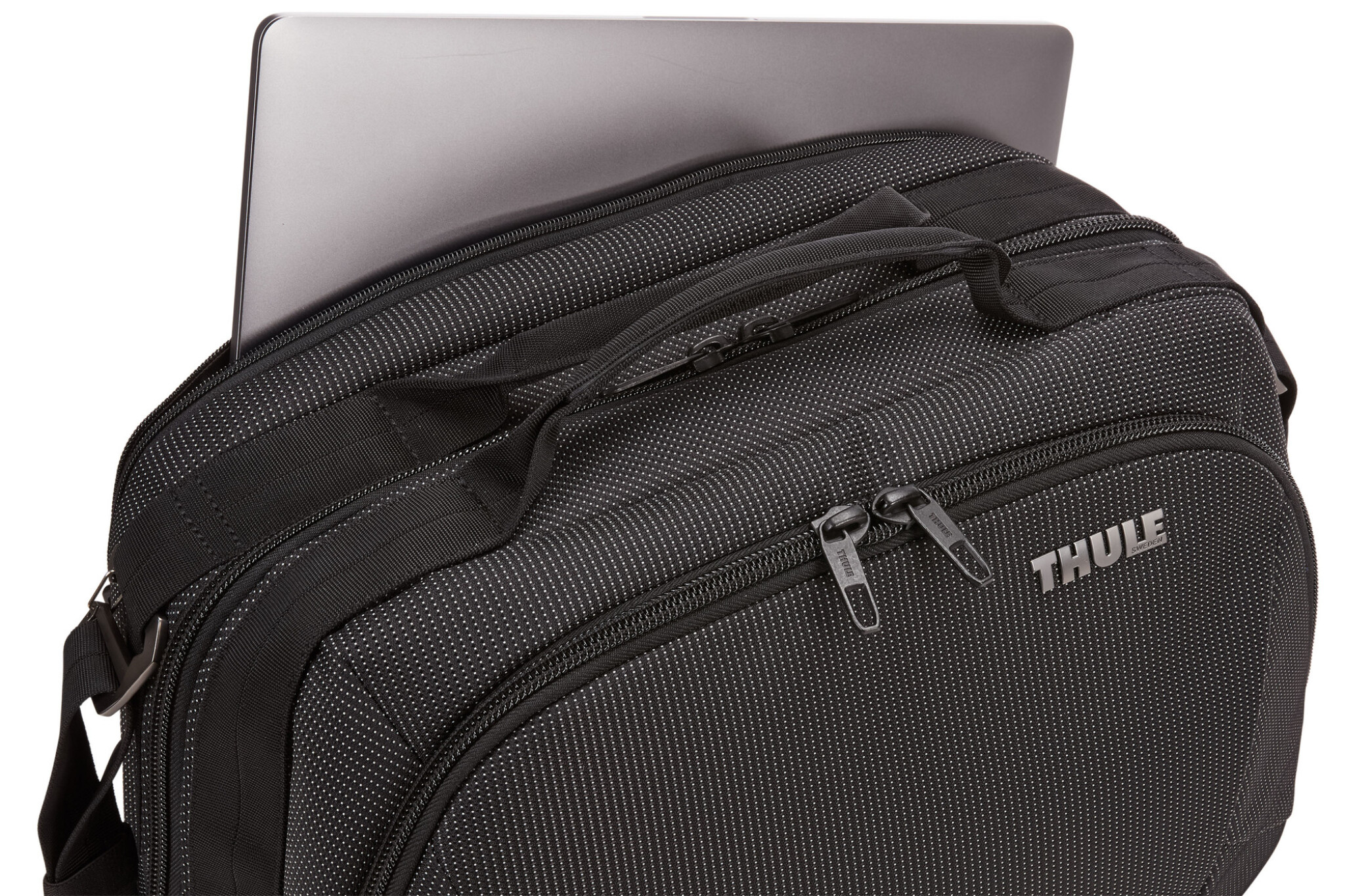 Thule Crossover 2 Boarding Bag 25L. Sort