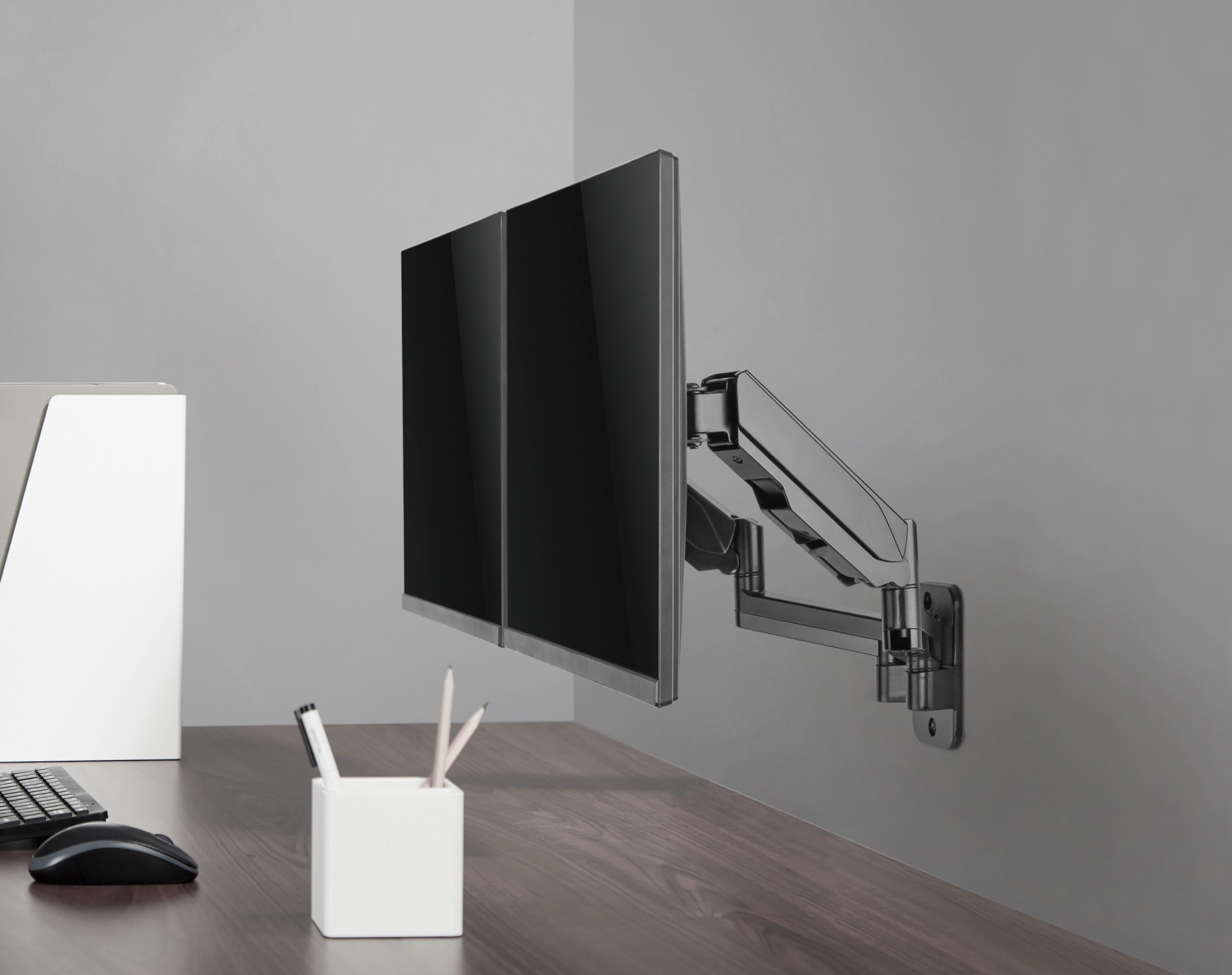 Sinox Office dobbelt skærm vægbeslag med gasspring. Op til 32". Sort Sinox Office dobbelt skærm vægbeslag med gasspring. Op til 32". Sort