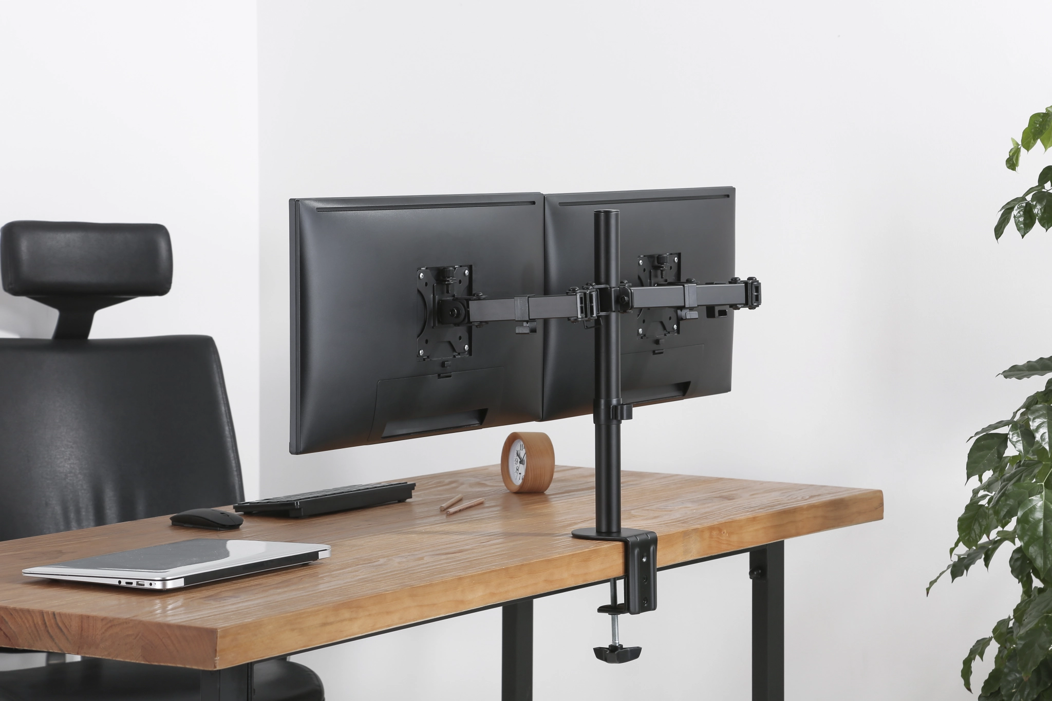 Sinox Office dobbelt skærm skrivebordsbeslag. Op til 32". Sort Sinox Office dobbelt skærm skrivebordsbeslag. Op til 32". Sort