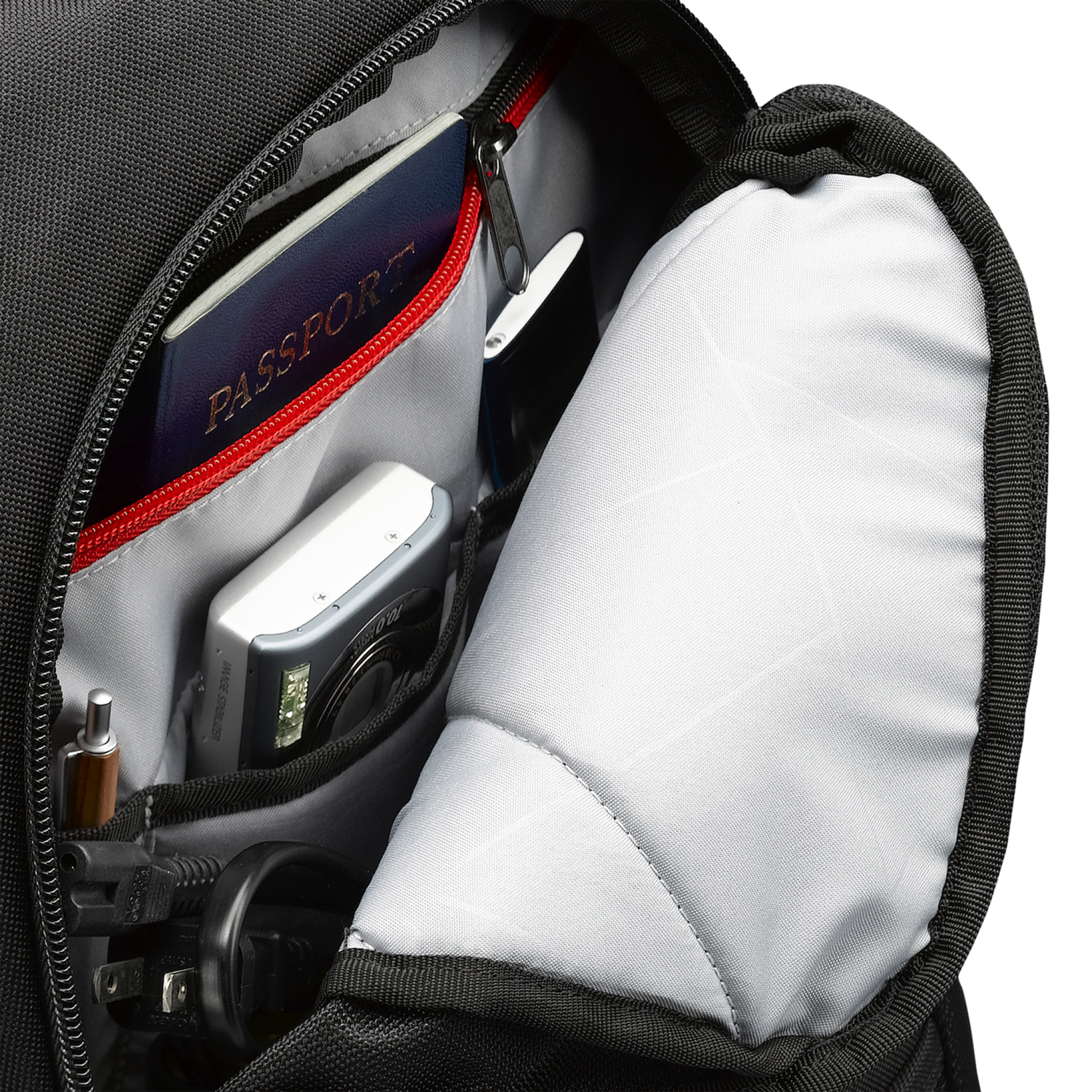 Case Logic 14" Laptop Backpack. Sort